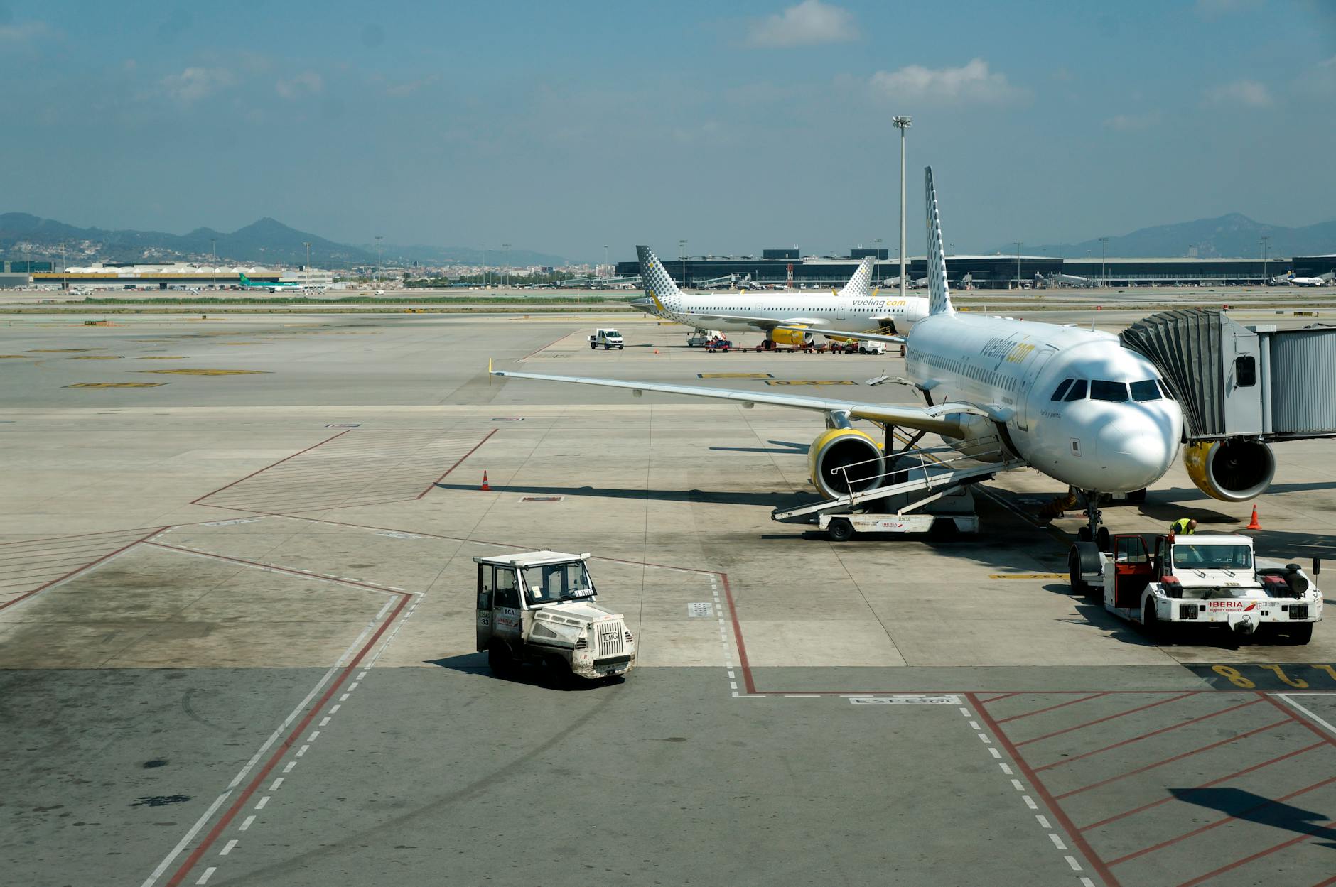 Commercial airplane at airport — Qatar Airways Cargo air freight services