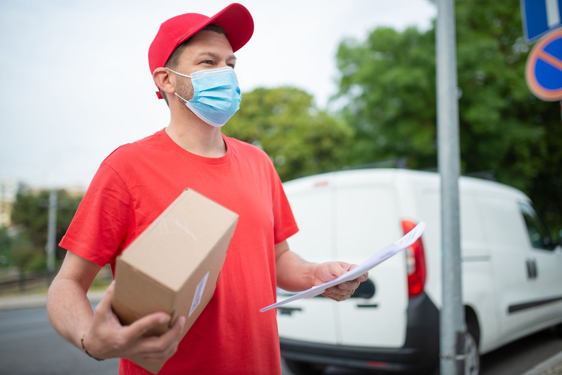 E-commerce air cargo volumes on the rise with major brands.