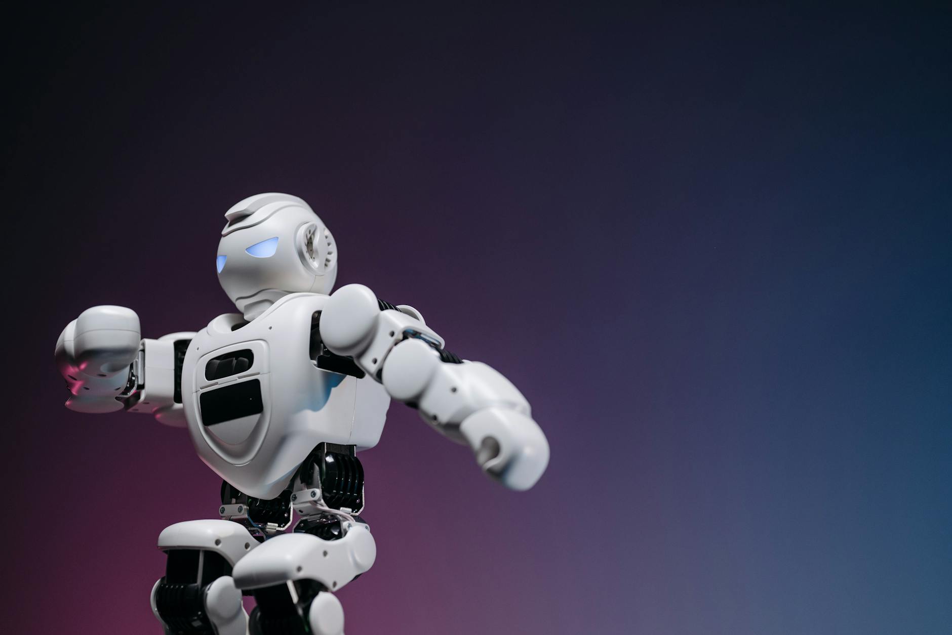 Futuristic warehouse robot optimizing cargo tech logistics.