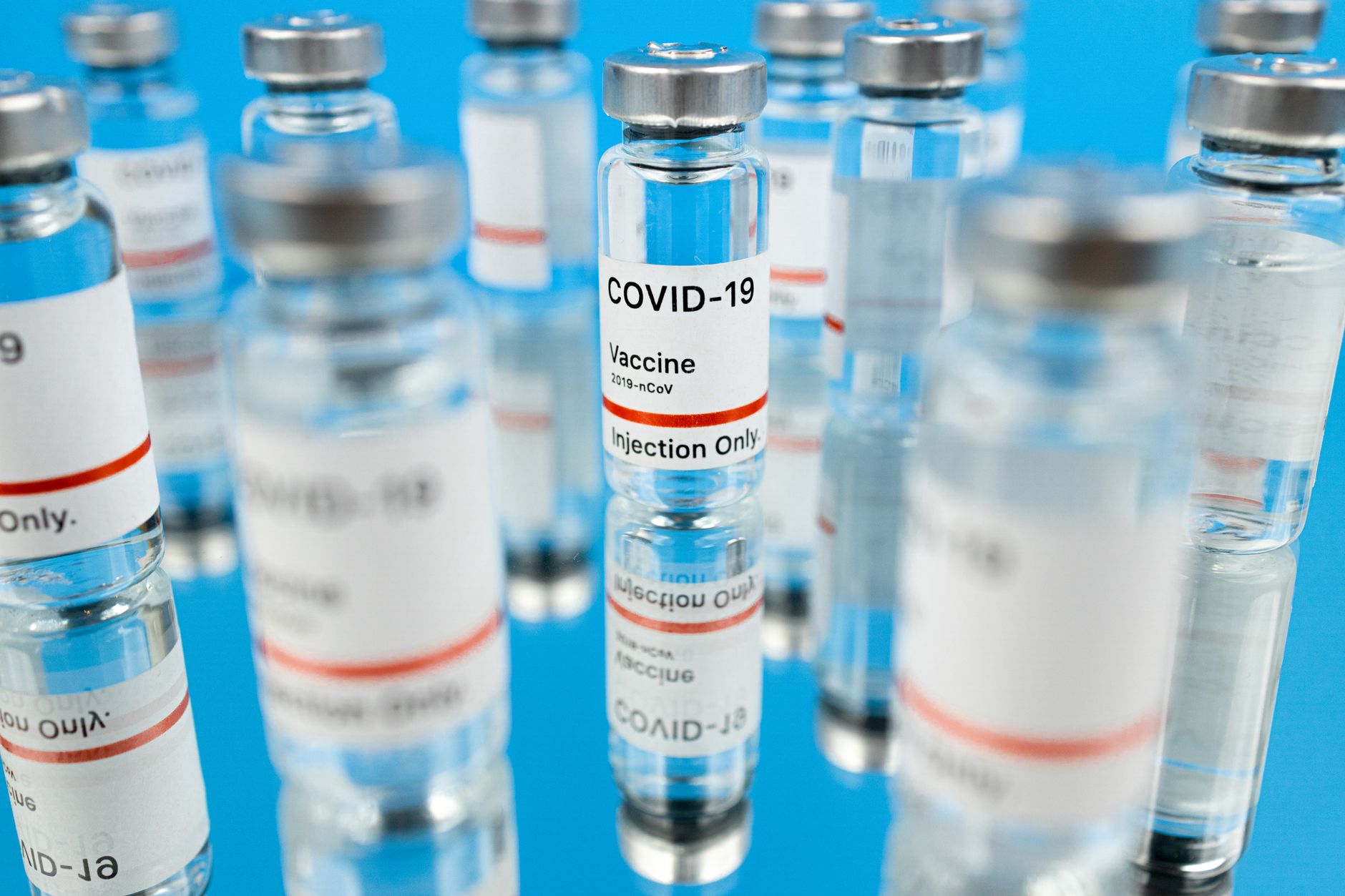 Laboratory setting with pharmaceutical vials related to cold chain air freight